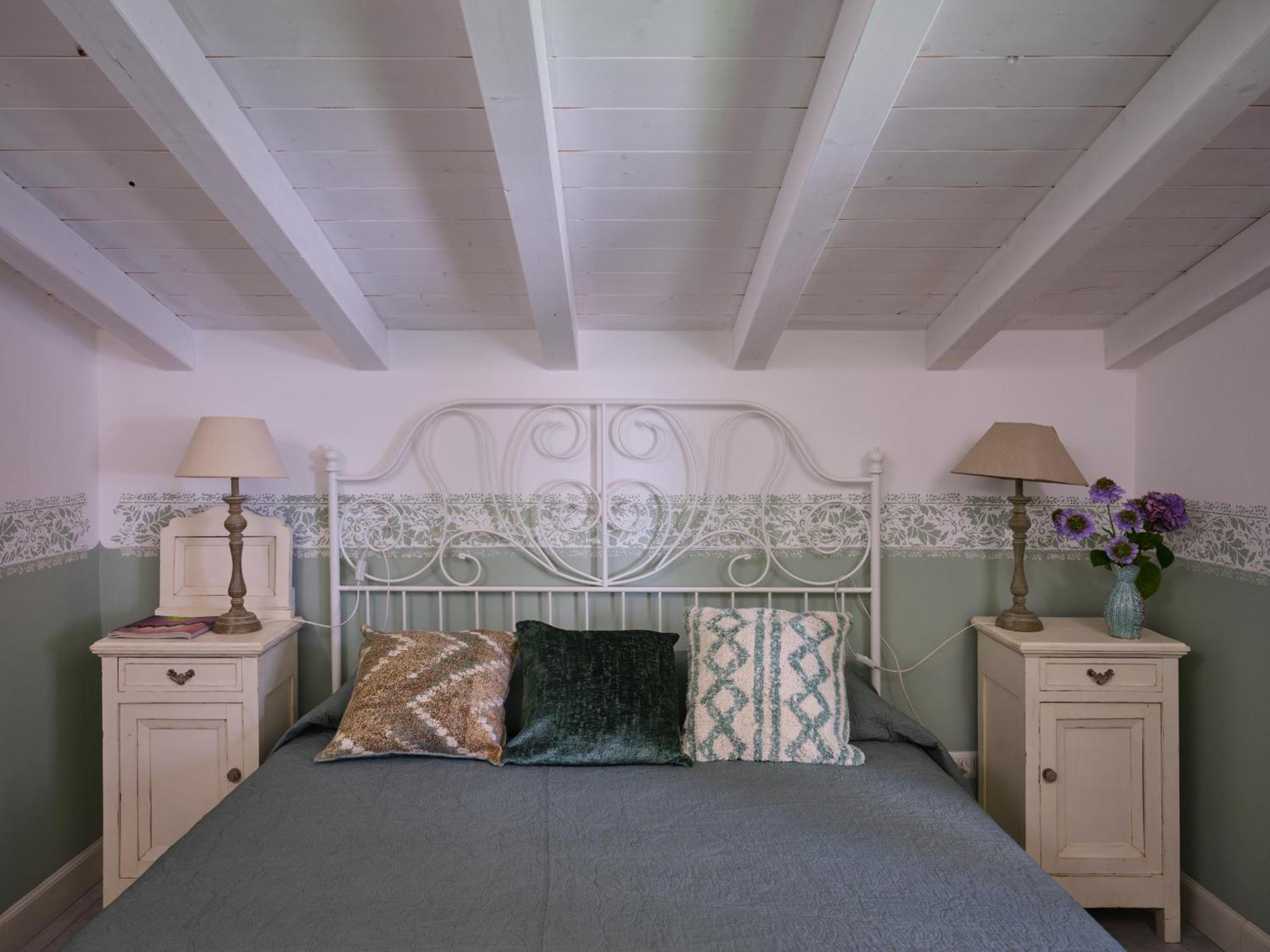 Casa Mileti Bed & Breakfast Vercurago Exterior photo